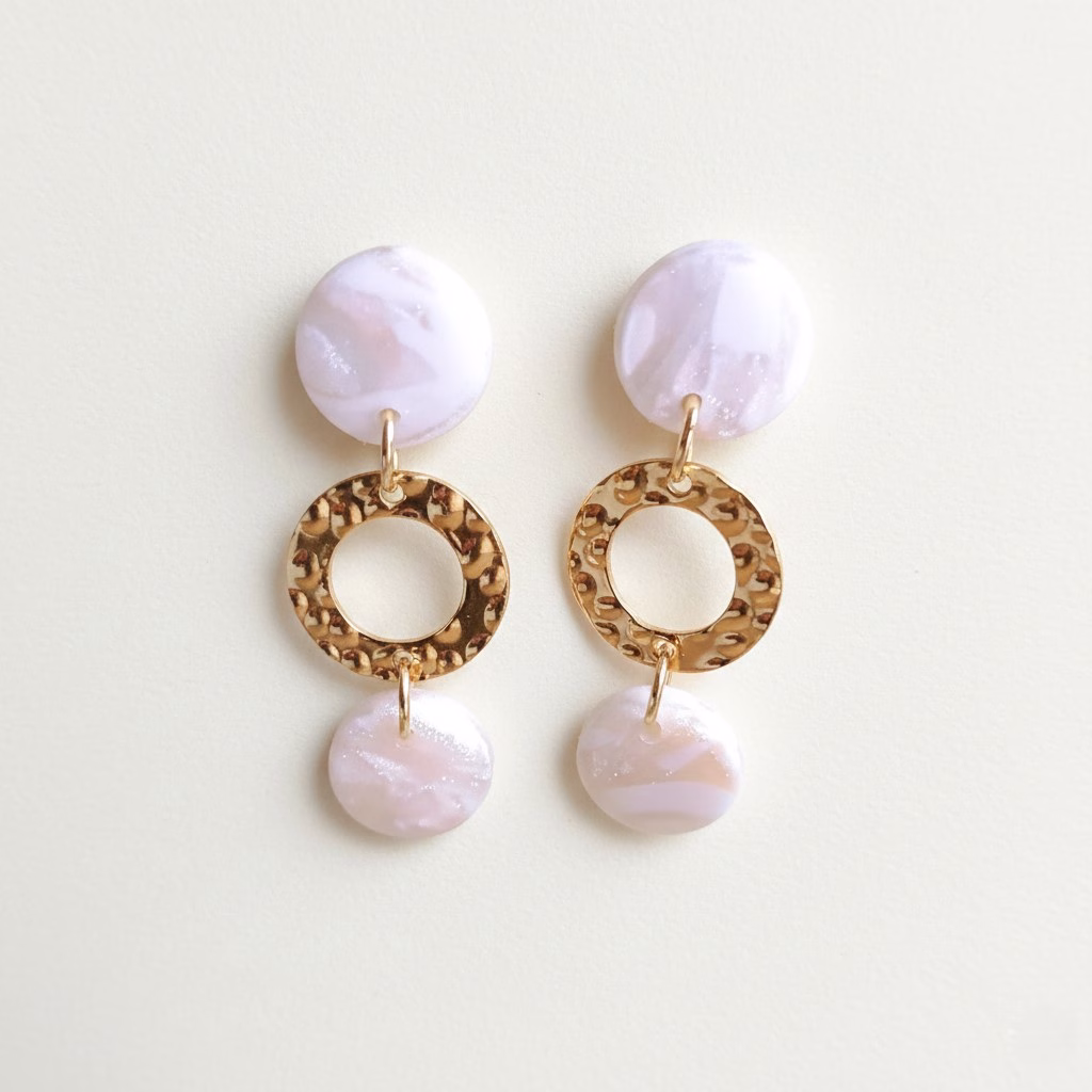 Perla Dorada – Pendientes Elegantes Hechos a Mano para un Look Perfecto