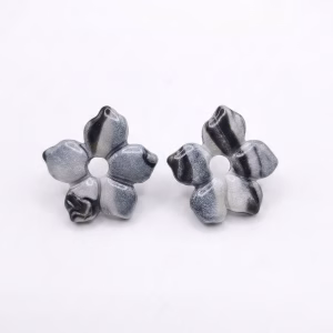 Pendientes Modulares Gris Oscuro – Elegancia Artesanal